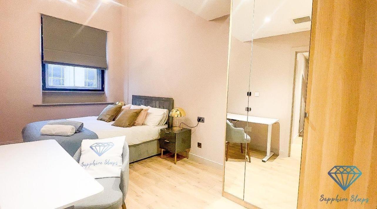 M1 City Centre 3 Bed 3 Bath Luxe Penthouse مانشستر المظهر الخارجي الصورة