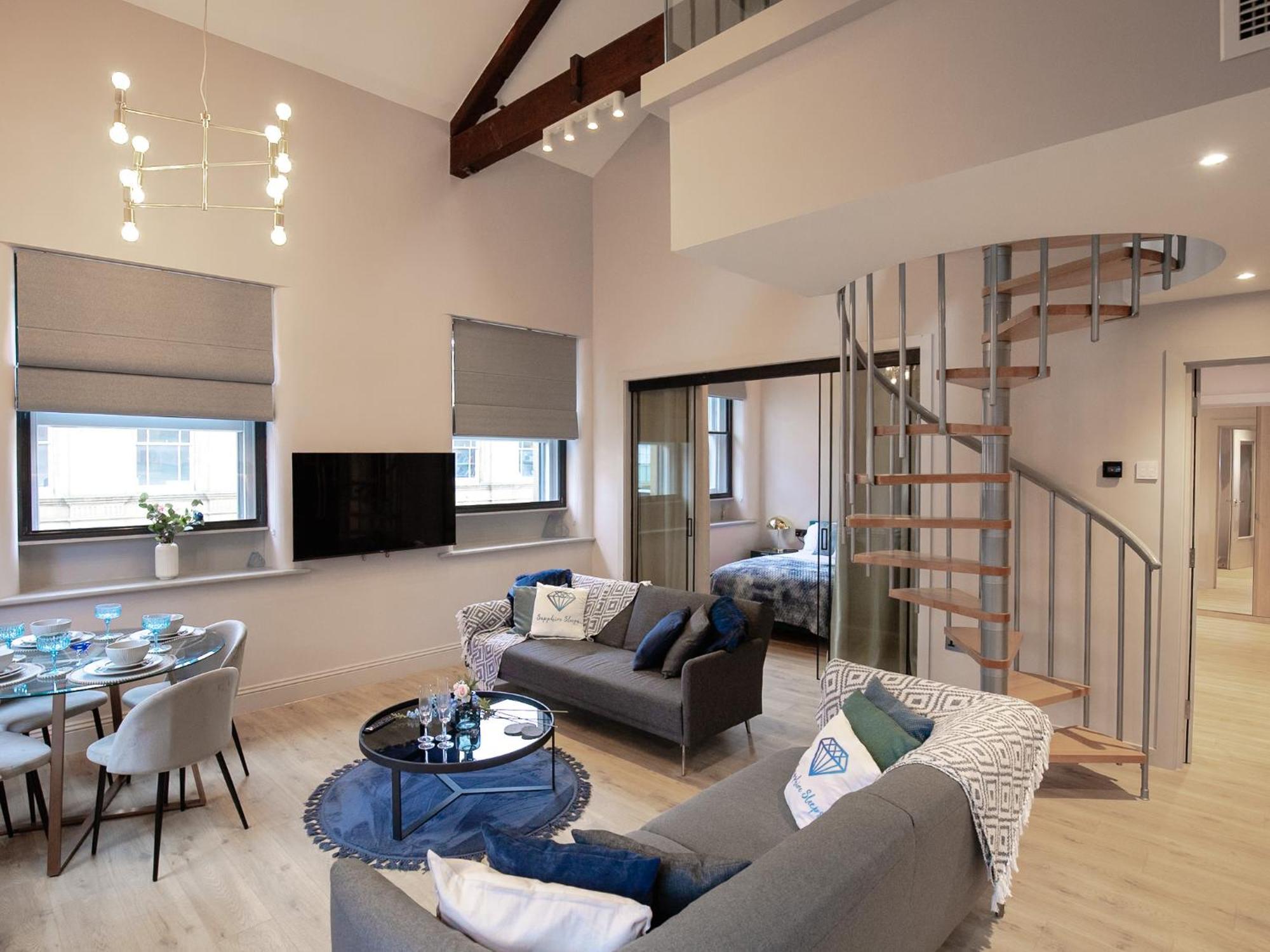 M1 City Centre 3 Bed 3 Bath Luxe Penthouse مانشستر المظهر الخارجي الصورة